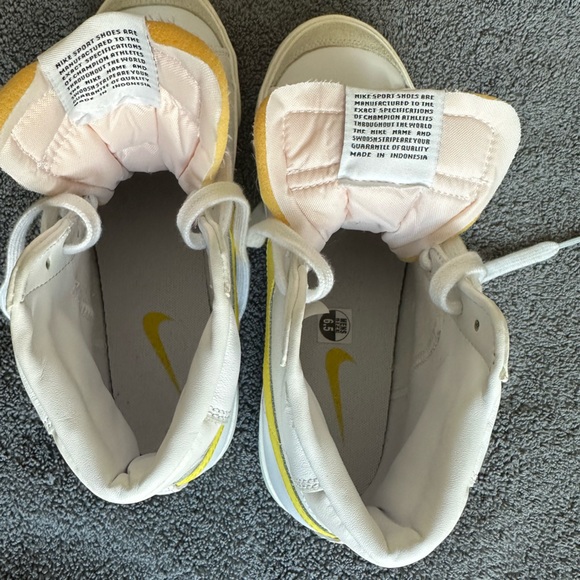 Nike Blazer Mid 77 Vintage Sneakers - Men 6.5 - Barely Worn - Picture 10 of 12